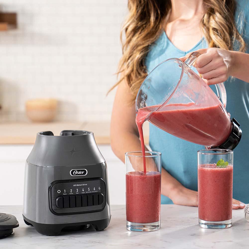 Licuadora Oster Vaso Vidrio 6 Vel BLSTPEG-GPB Oster New Horizons Chile New Horizons NHT.cl