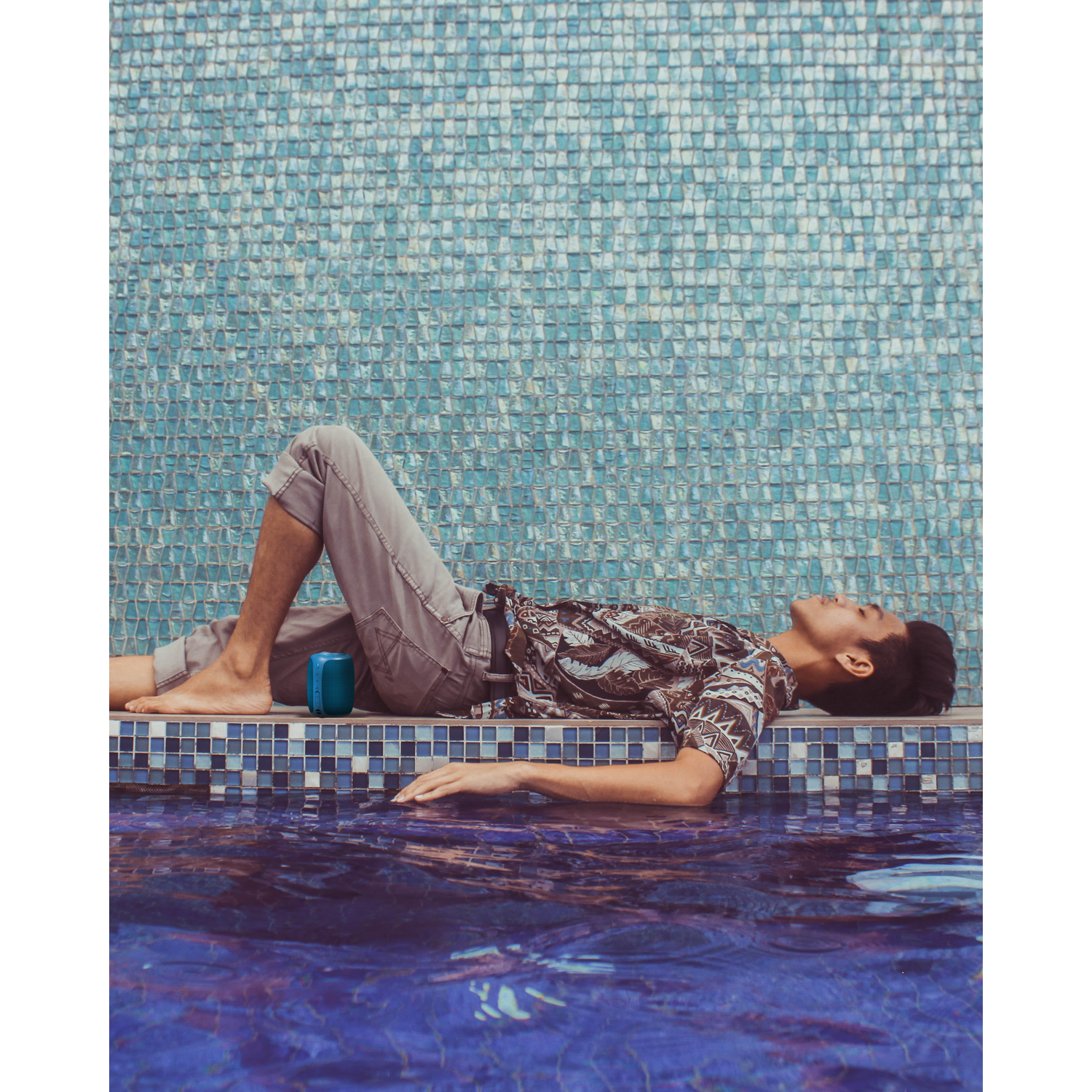 Parlante Portatil Creative Muvo Play Azul Creative New Horizons Chile New Horizons NHT.cl