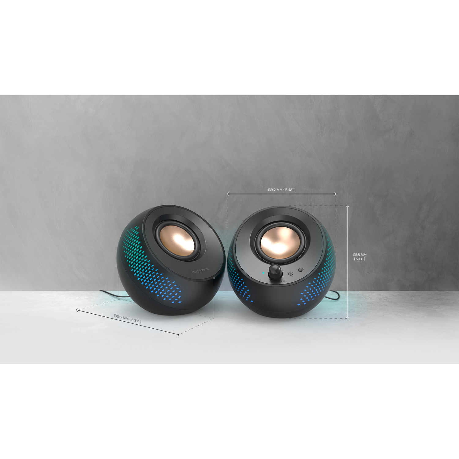 Parlante Creative Pebble X MF1715 Negro Led Creative New Horizons Chile New Horizons NHT.cl