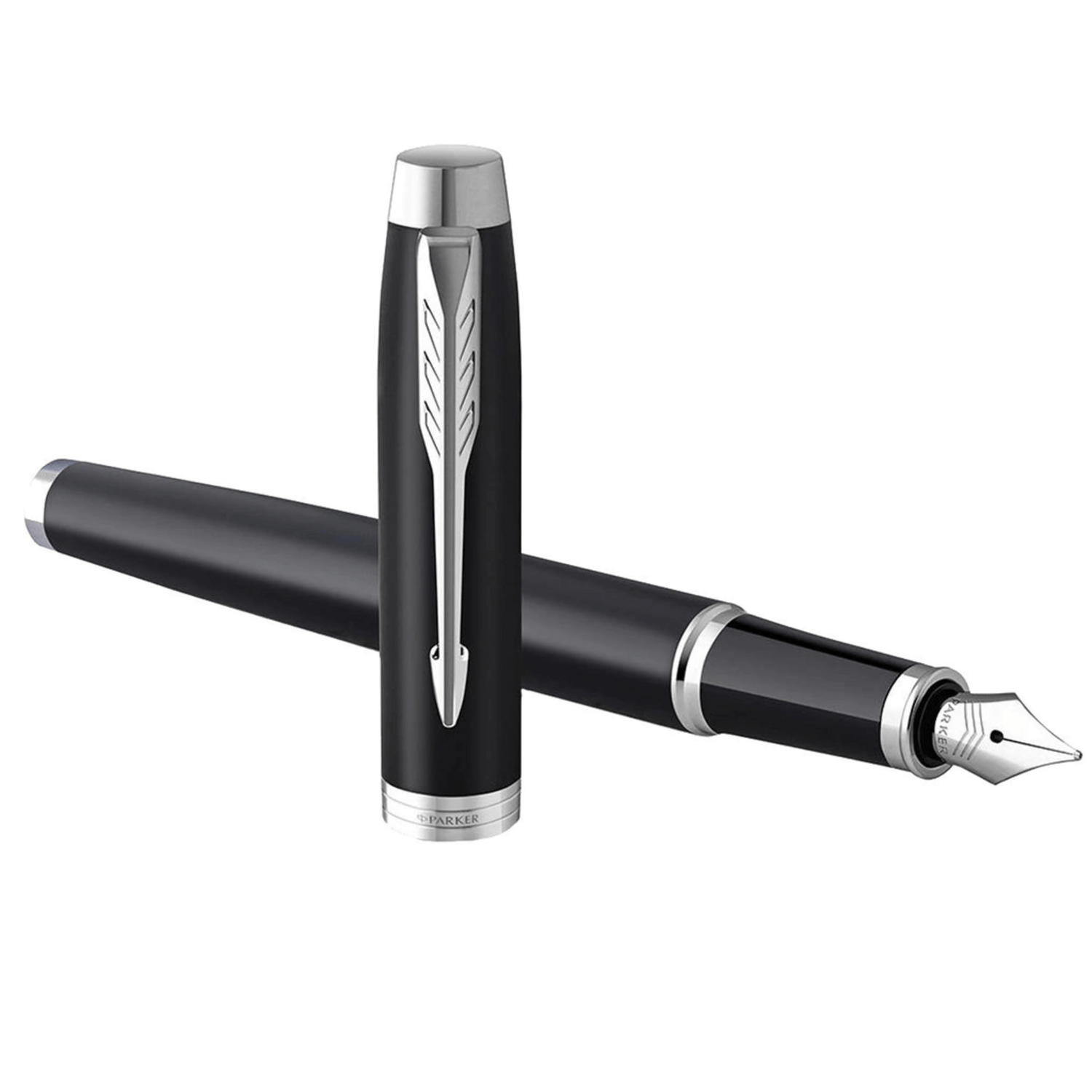 Pluma Fuente Parker IM Essential Negro Mate CT con tinta azul, diseño contemporáneo y elegante acabado mate.