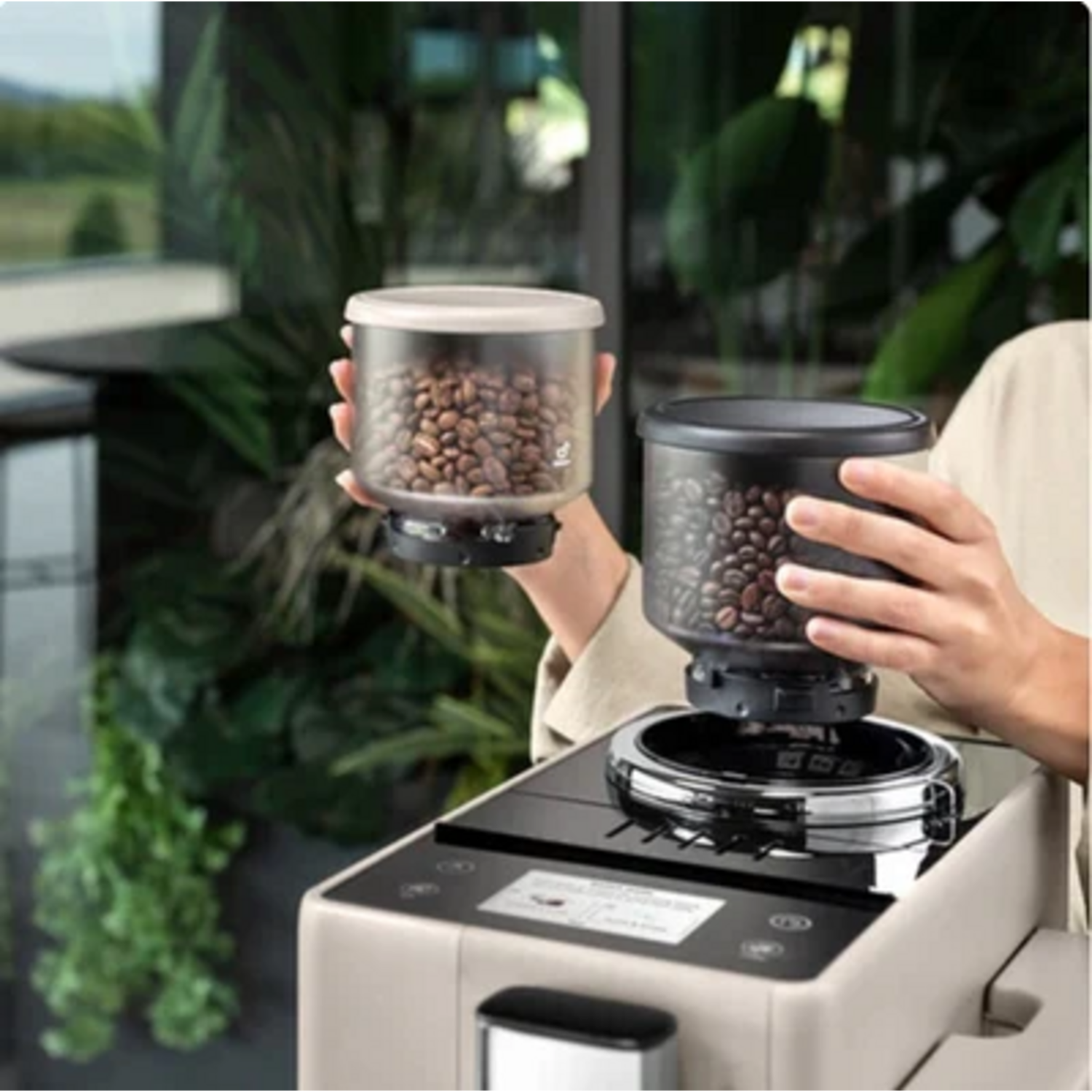Cafetera DeLonghi Rivelia Superautomática Café 250g Beige