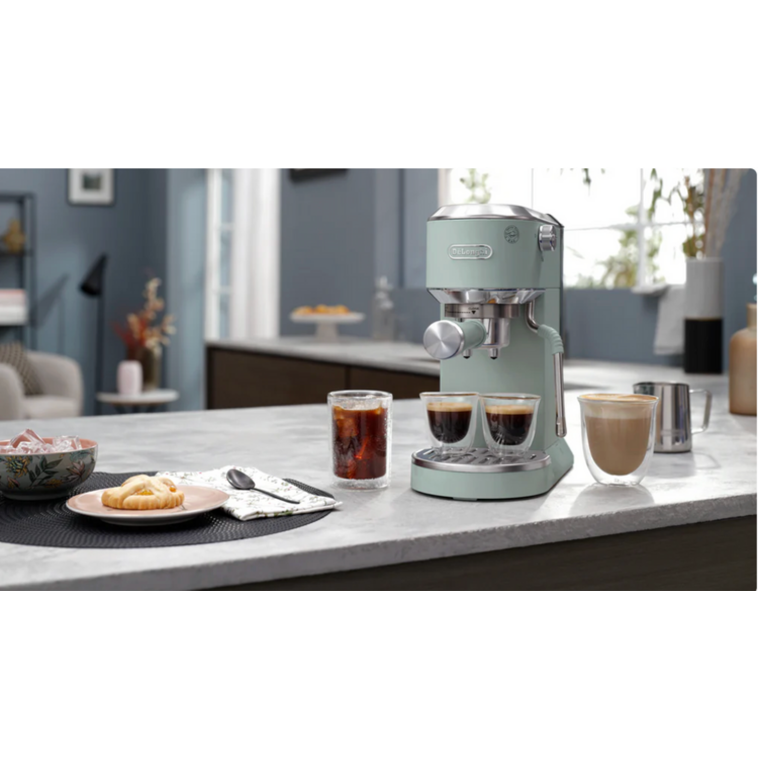 Cafetera DeLonghi Dedica Duo LatteArt Cold Brew Pistacho