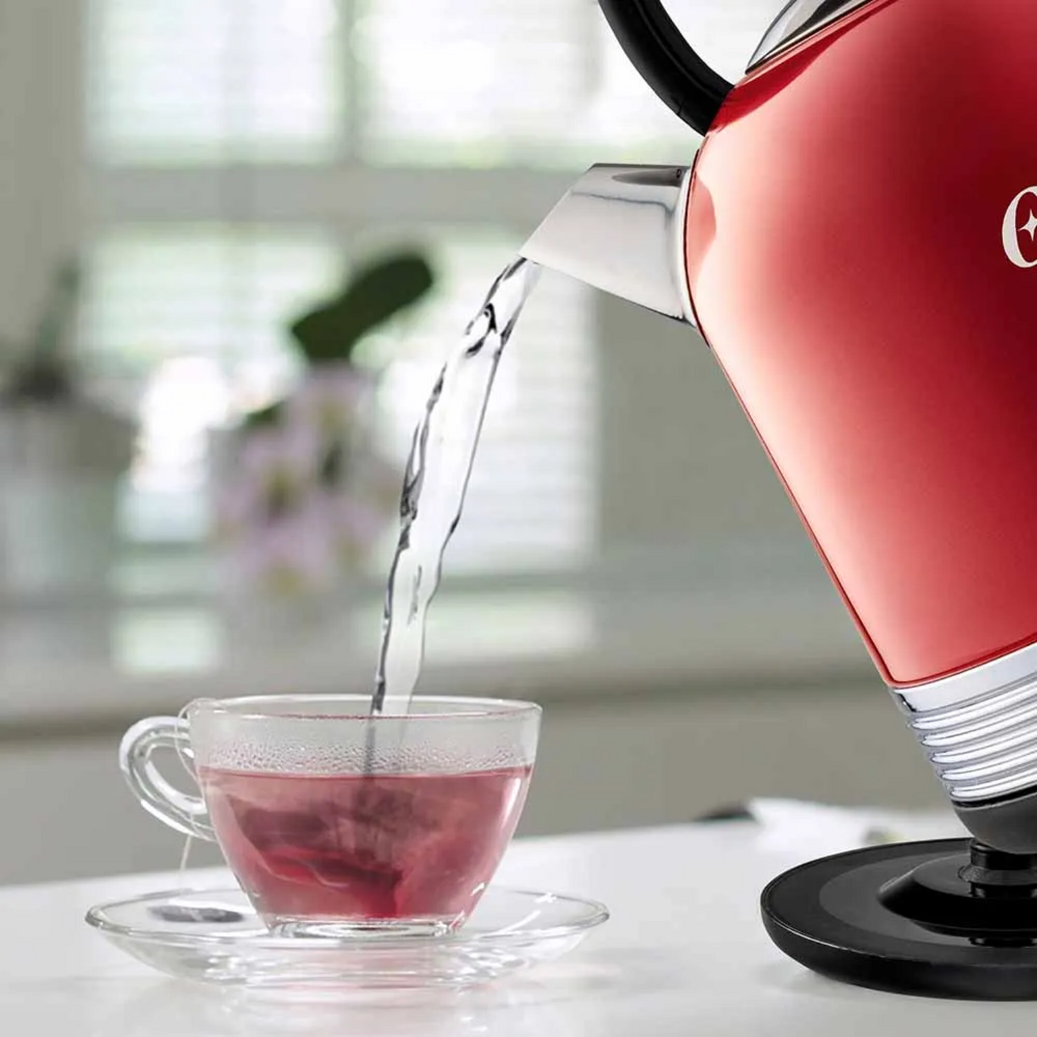 Hervidor Oster Rojo 2,5L Tipo Tetera con Termómetro Acero