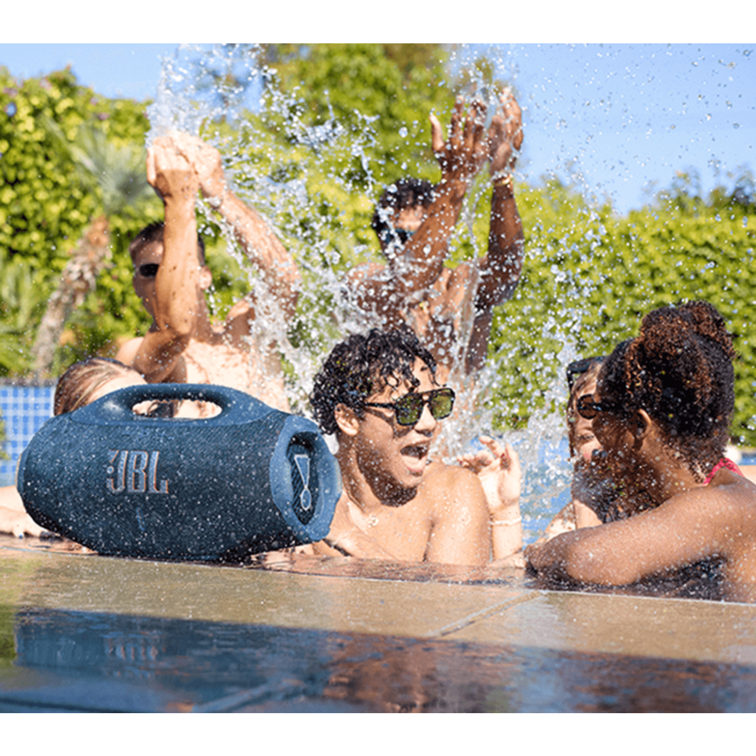 Parlante JBL Boombox 4 Tipo Bazooka Sonido Potente Negro