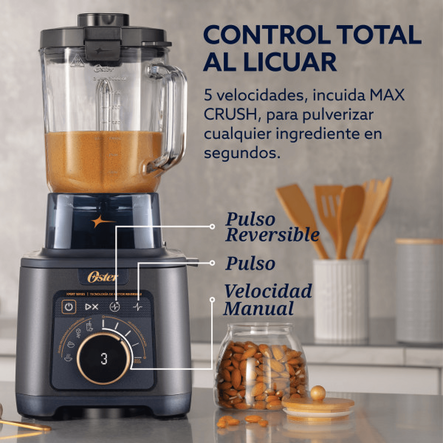 Control total al licuar con Licuadora Profesional Oster Titan 2200W Vaso Vidrio 2.5L y 5 velocidades.